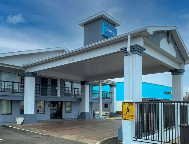 Clarion Pointe Independence - Kansas City hotel detail image 2