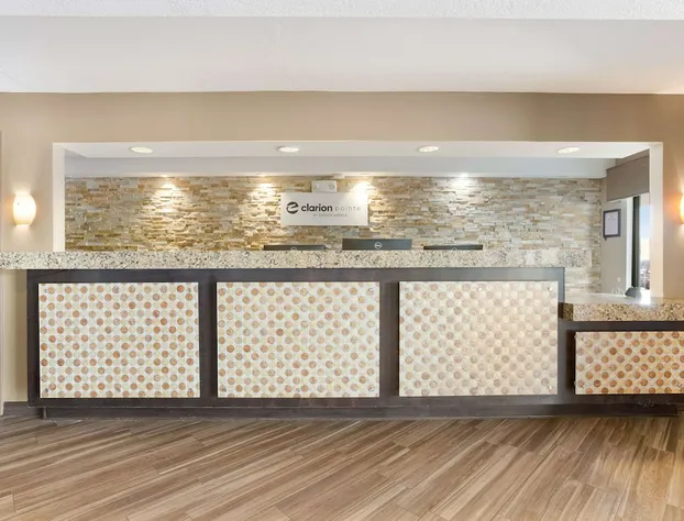 Clarion Pointe Independence - Kansas City hotel detail image 4