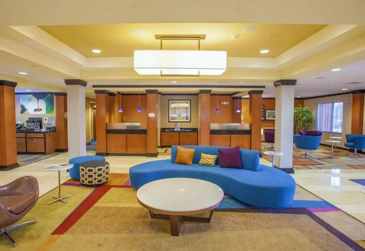 Fairfield Inn & Suites by Marriott Houston Channelview hotel hero