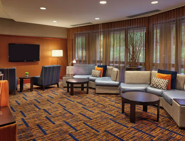 Courtyard by Marriott Kansas City Shawnee hotel detail image 3