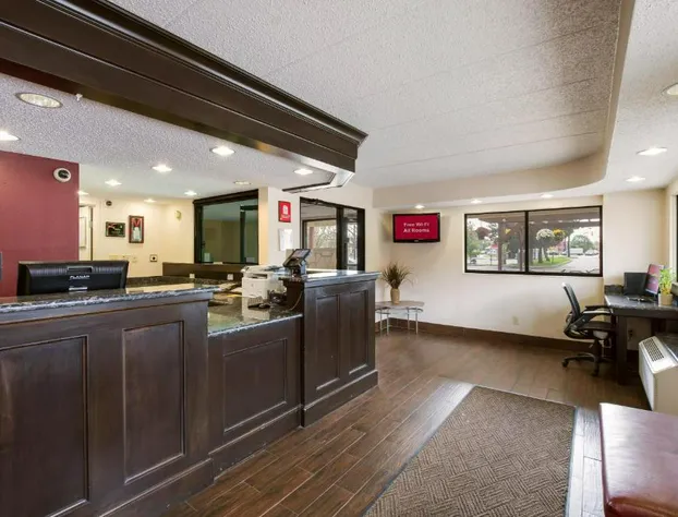 Red Roof Inn Grand Rapids Airport hotel detail image 4