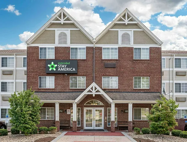 Extended Stay America Suites Cincinnati Blue Ash Reed Hartma hotel detail image 1