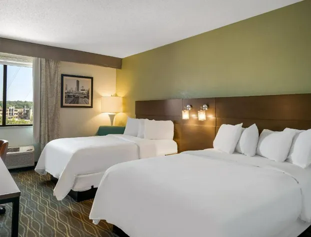 Radisson Hotel Grand Rapids Riverfront hotel detail image 1