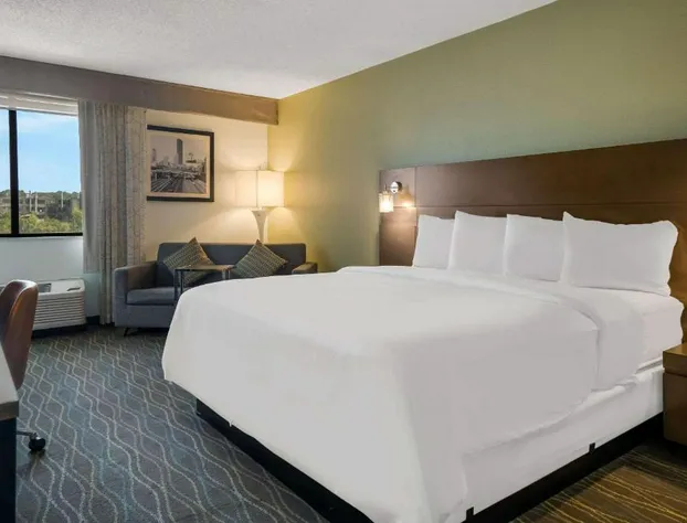 Radisson Hotel Grand Rapids Riverfront hotel detail image 2
