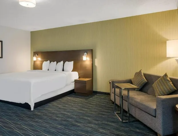 Radisson Hotel Grand Rapids Riverfront hotel detail image 3