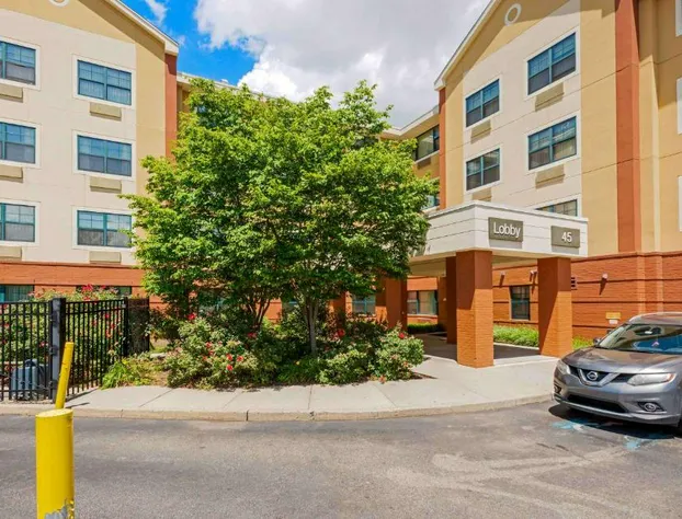 Extended Stay America Suites Elizabeth Newark Airport hotel detail image 1