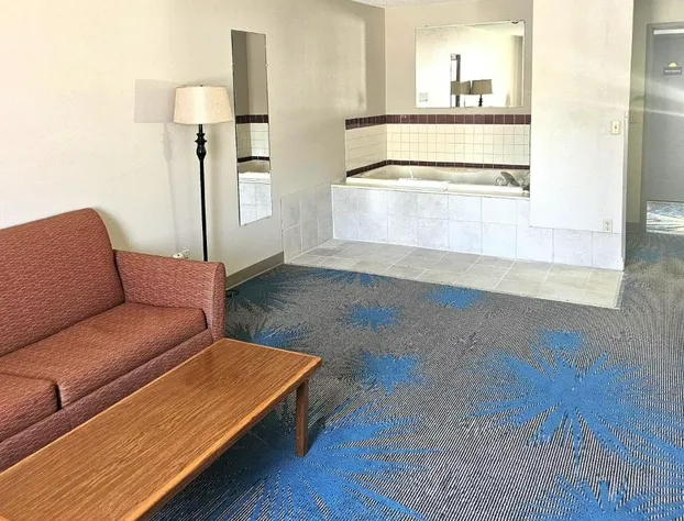 Days Inn by Wyndham North Sioux City hotel detail image 2