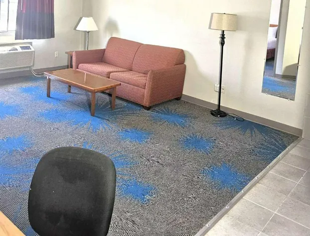 Days Inn by Wyndham North Sioux City hotel detail image 4