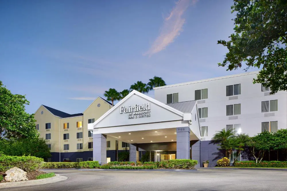 Fairfield Inn By Marriott Orlando Airport hotel hero