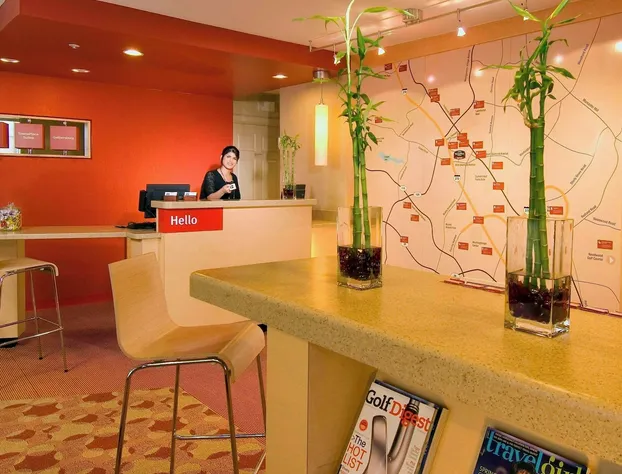 TownePlace Suites Marriott Dulles Airport (Newly Renovated) hotel detail image 4