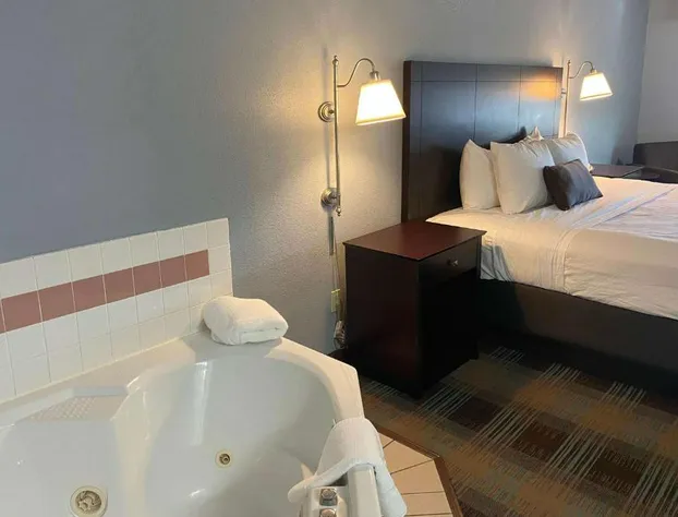 Baymont by Wyndham Danville IL hotel detail image 3