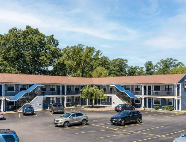 Knights Inn North Attleboro hotel detail image 1