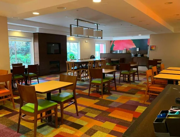 Fairfield Inn By Marriott Concord hotel detail image 2