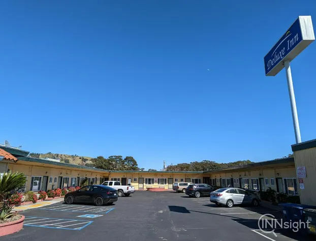 Deluxe Inn hotel detail image 3