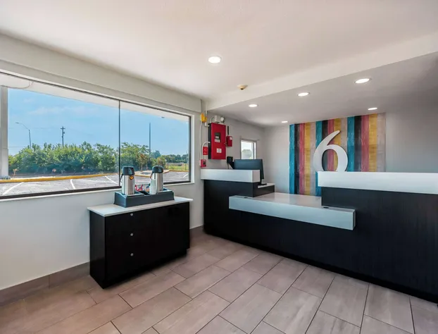 Motel 6 Fort Worth, TX - East hotel detail image 3