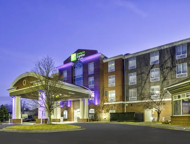 Holiday Inn Express Hotel & Suites Kansas City - Grandview by IHG hotel detail image 1