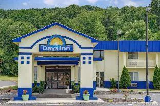 Days Inn by Wyndham Southington hotel detail image 2