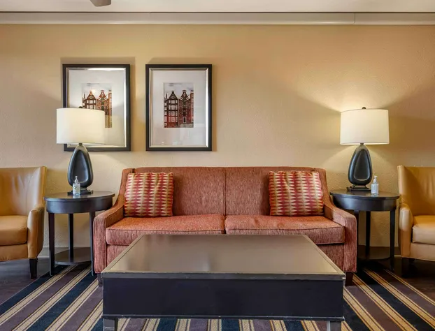 Extended Stay America Suites Pittsburgh Airport hotel detail image 3