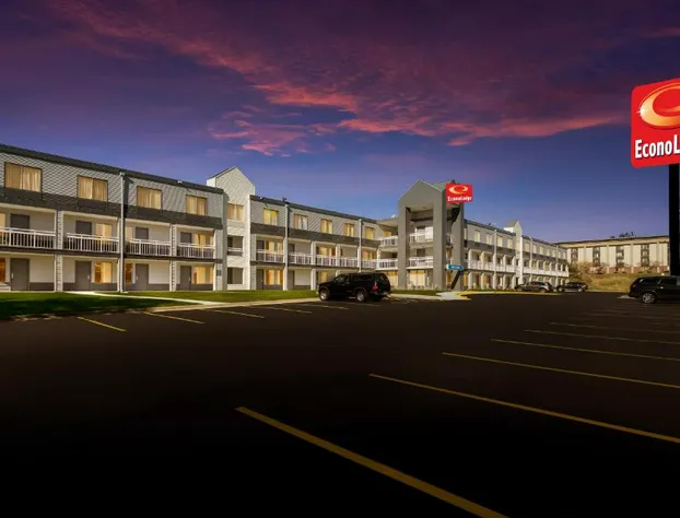 Econo Lodge Rockford Casino Area hotel detail image 1