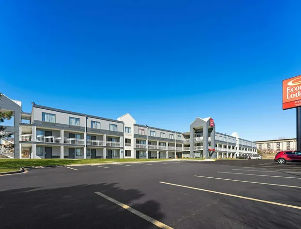 Econo Lodge hotel detail image 2