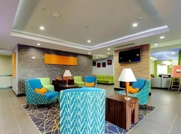 Comfort Inn & Suites Tulsa I-44 West - Rt 66 hotel detail image 3