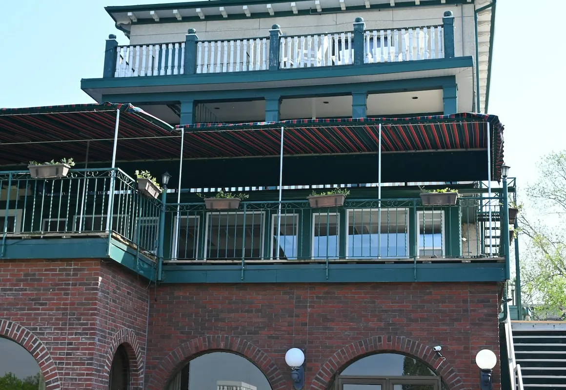 The Gananoque Inn hotel hero