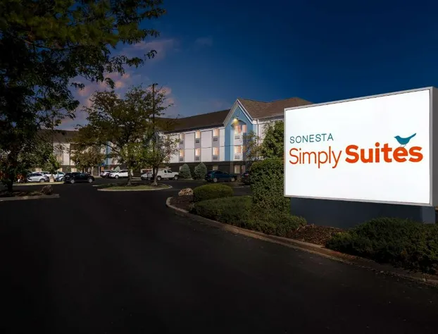 Sonesta Simply Suites St Louis Earth City hotel detail image 1