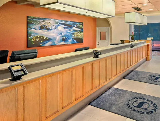 Sheraton Hartford Hotel at Bradley Airport hotel detail image 1