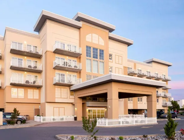 La Quinta Inn & Suites by Wyndham Ocean City hotel detail image 1
