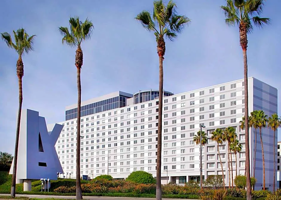 Hyatt Regency Los Angeles International Airport hotel hero