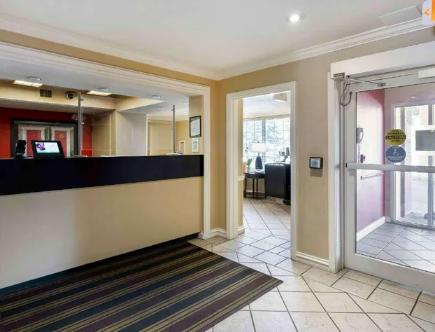 Extended Stay America Suites Cleveland Airport North Olmsted hotel detail image 3