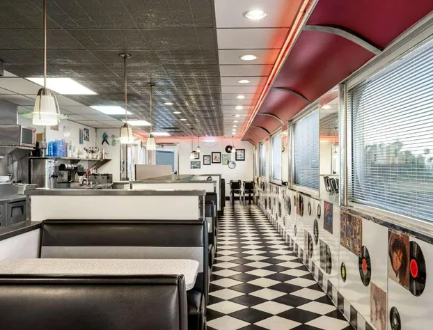 Baymont by Wyndham Rawlins hotel detail image 1