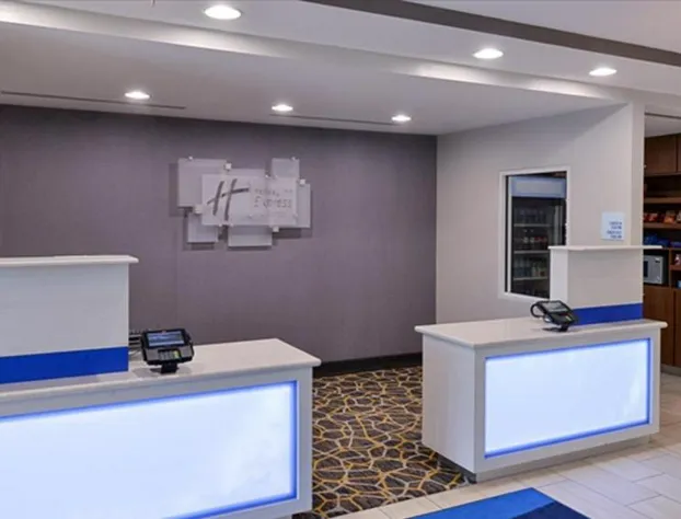 Holiday Inn Express & Suites Lexington Midtown - I-75 by IHG hotel detail image 3