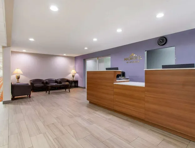Microtel Inn & Suites by Wyndham Philadelphia Airport hotel detail image 2