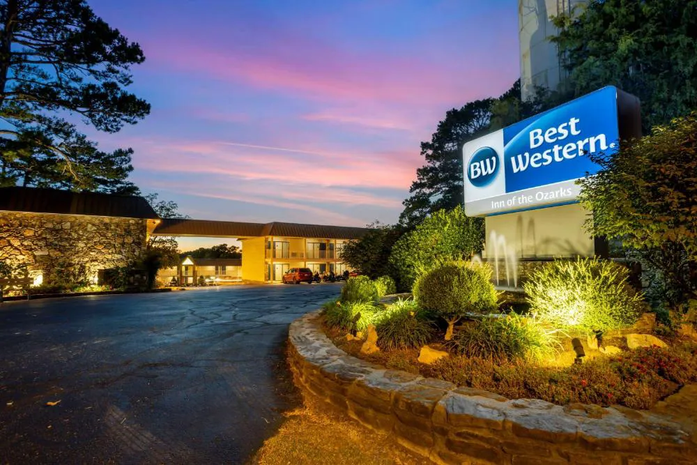 Best Western Inn of the Ozarks hotel hero