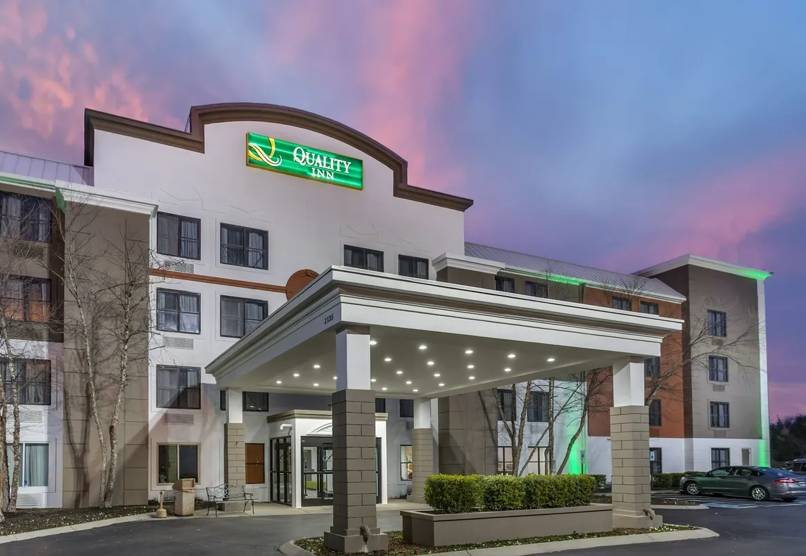 Quality Inn Murfreesboro - University Area hotel hero