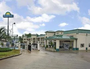 Days Inn by Wyndham Greenville hotel detail image 2