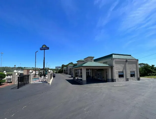 Days Inn by Wyndham Greenville hotel detail image 4