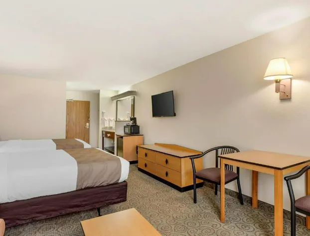 Quality Inn & Suites Denver Airport - Gateway Park hotel detail image 4