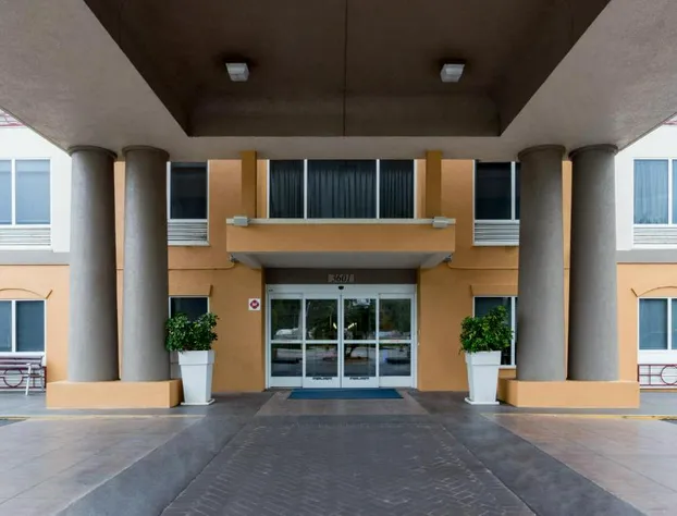 Holiday Inn Express Hotel & Suites Tavares - Leesburg by IHG hotel detail image 2