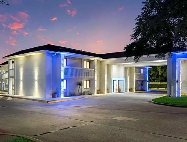 Motel 6 Addison, TX - Dallas hotel detail image 4