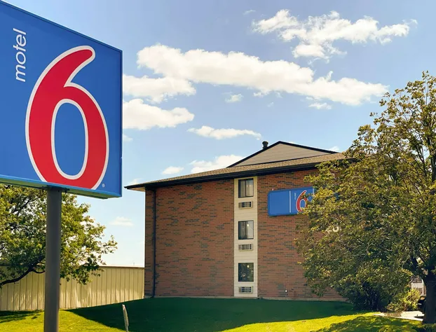 Motel 6 Elk Grove Village, IL - O'Hare hotel detail image 2