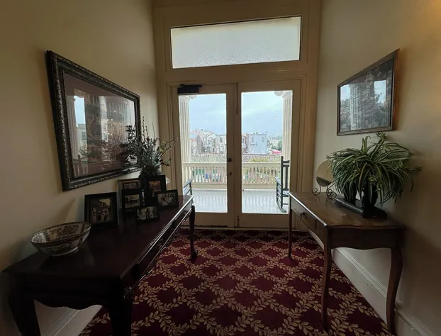 The Guest House Historic Mansion hotel detail image 4