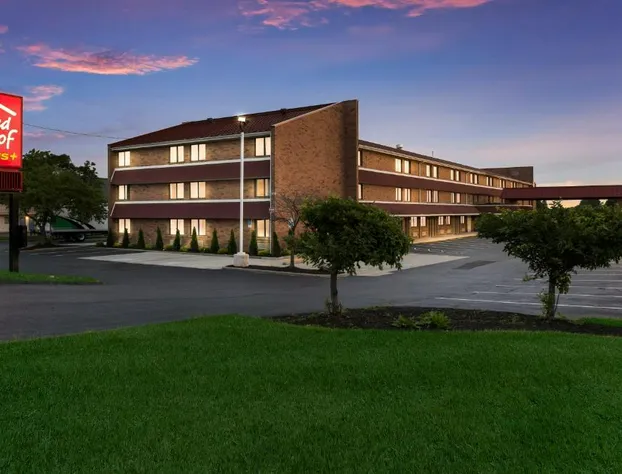 Red Roof Inn PLUS+ Columbus - Worthington hotel detail image 2