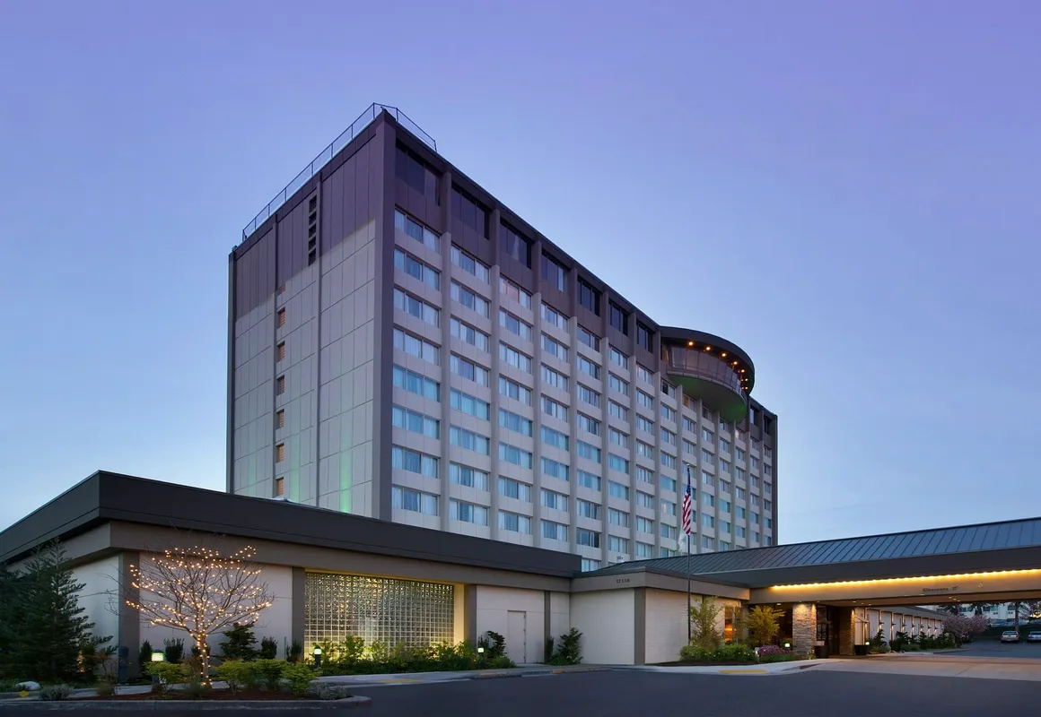 Skybridge Seattle Airport Hotel hotel hero