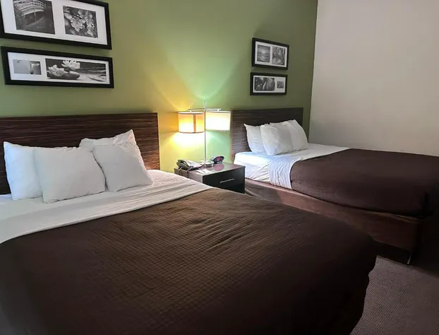 Sleep Inn & Suites Gulfport hotel detail image 4