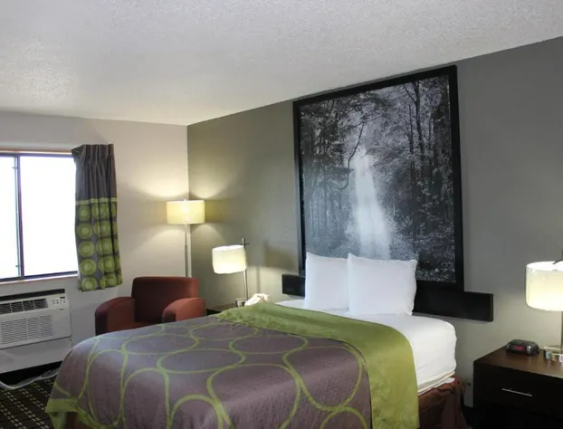 Super 8 by Wyndham Wyoming/Grand Rapids Area hotel detail image 3