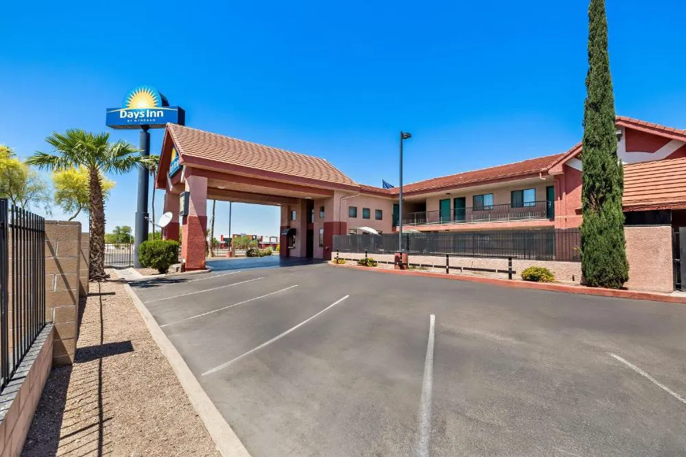 Days Inn by Wyndham Tucson Airport hotel hero