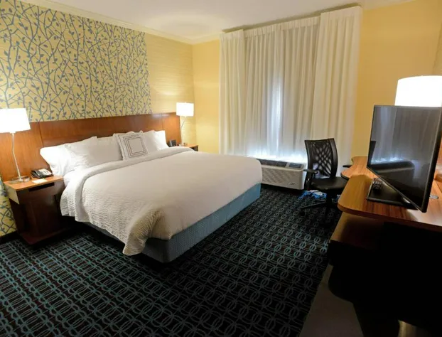 Fairfield Inn & Suites Bowling Green hotel detail image 2