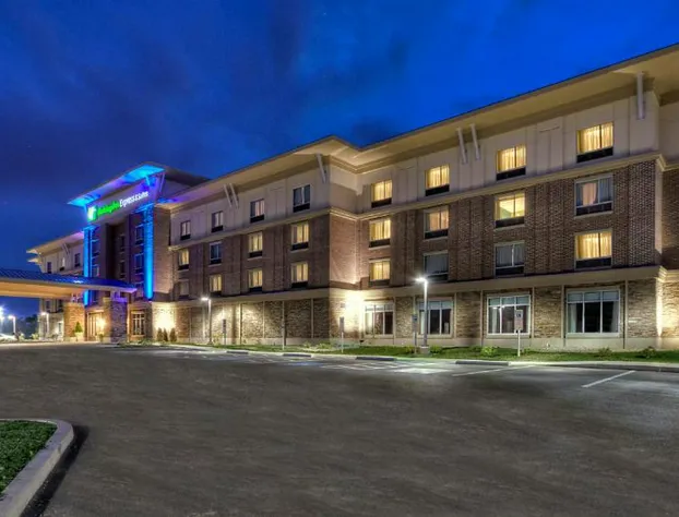 Holiday Inn Express & Suites Pittsburgh SW - Southpointe by IHG hotel detail image 2